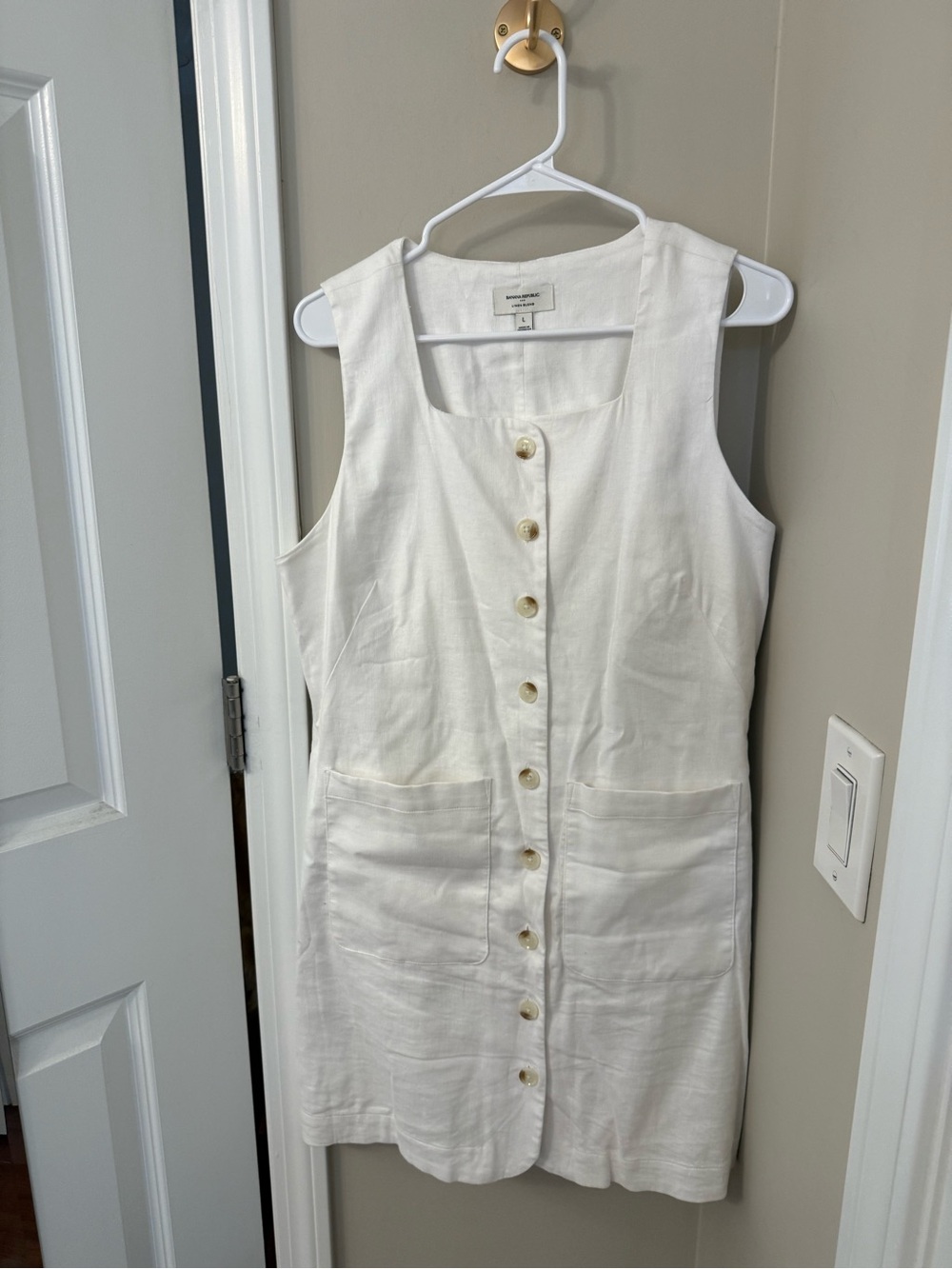Banana Republic Sleeveless Button-Front White Linen Dress